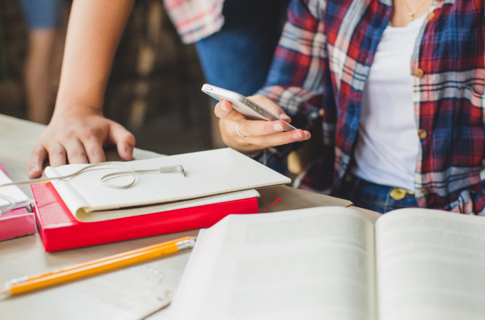 O SMS pode melhorar a comunicação com os alunos da universidade