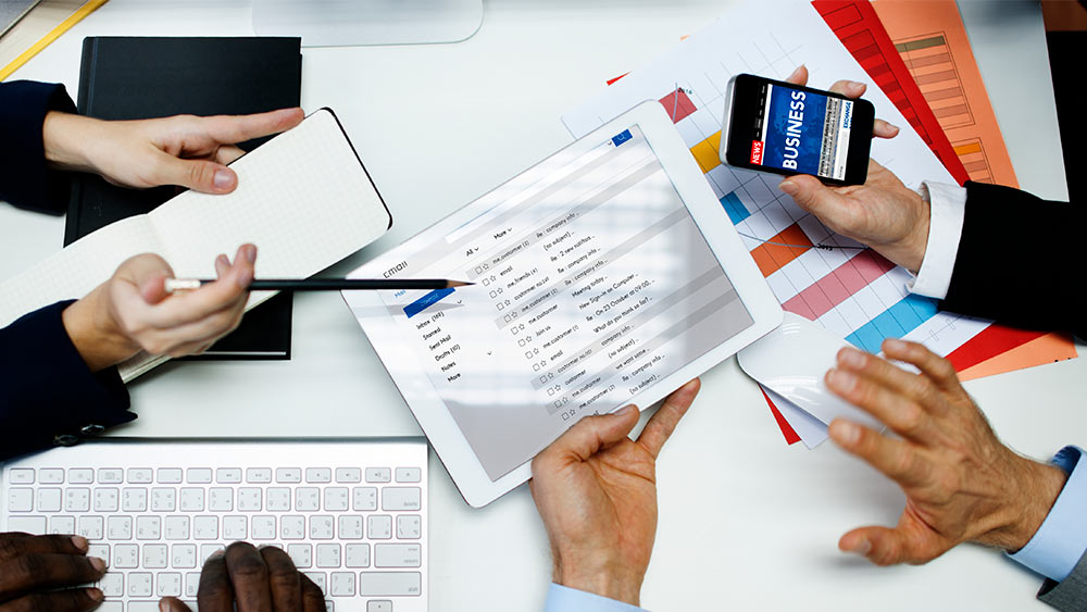 Que tipos de ações podem ser realizadas com email marketing?